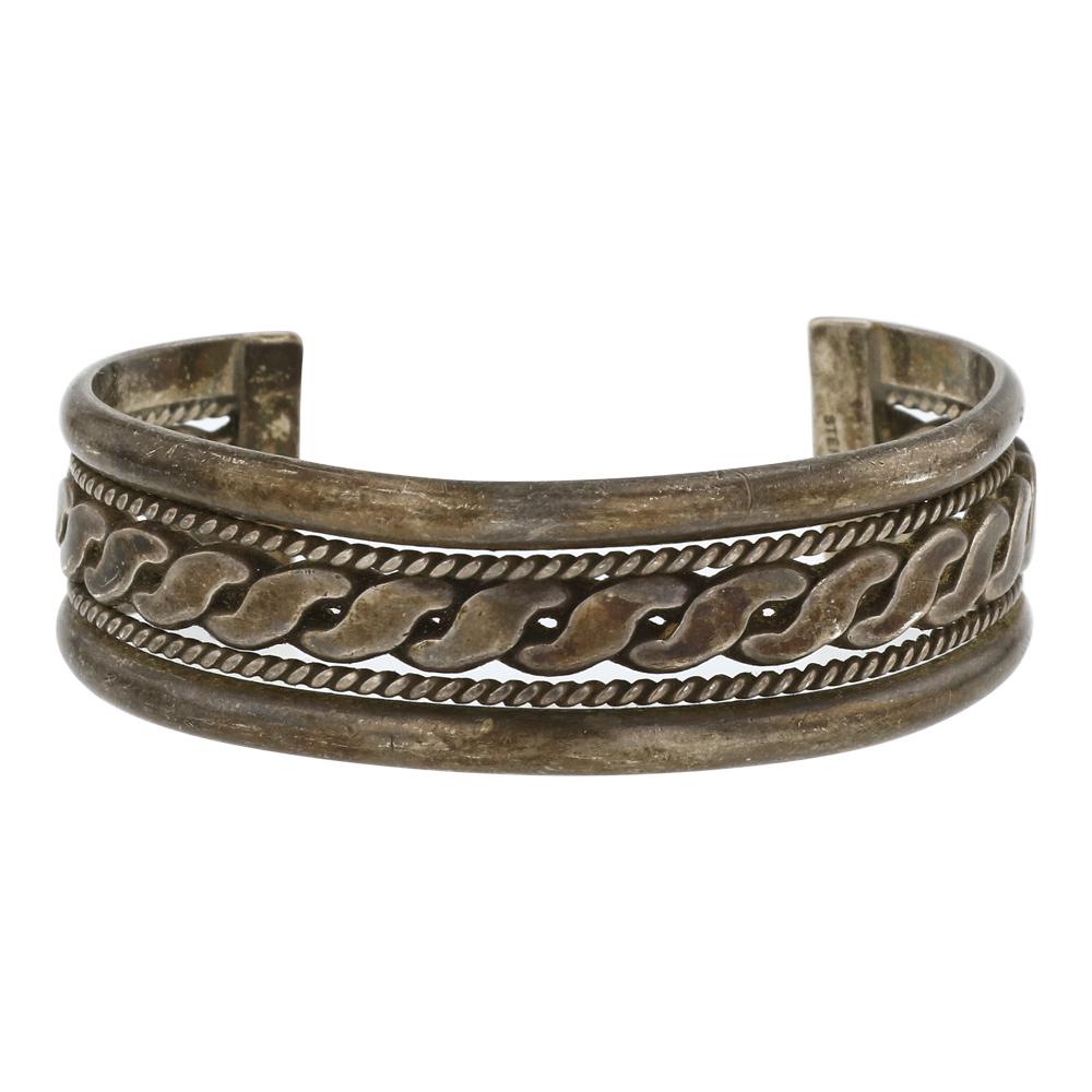 Vintage Navajo Plain Silver Cuff Bracelet (1 of 4)