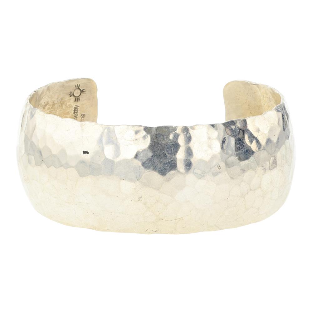 Douglas Etsitty Navajo Plain Silver Hammered Cuff Bracelet (1 of 4)