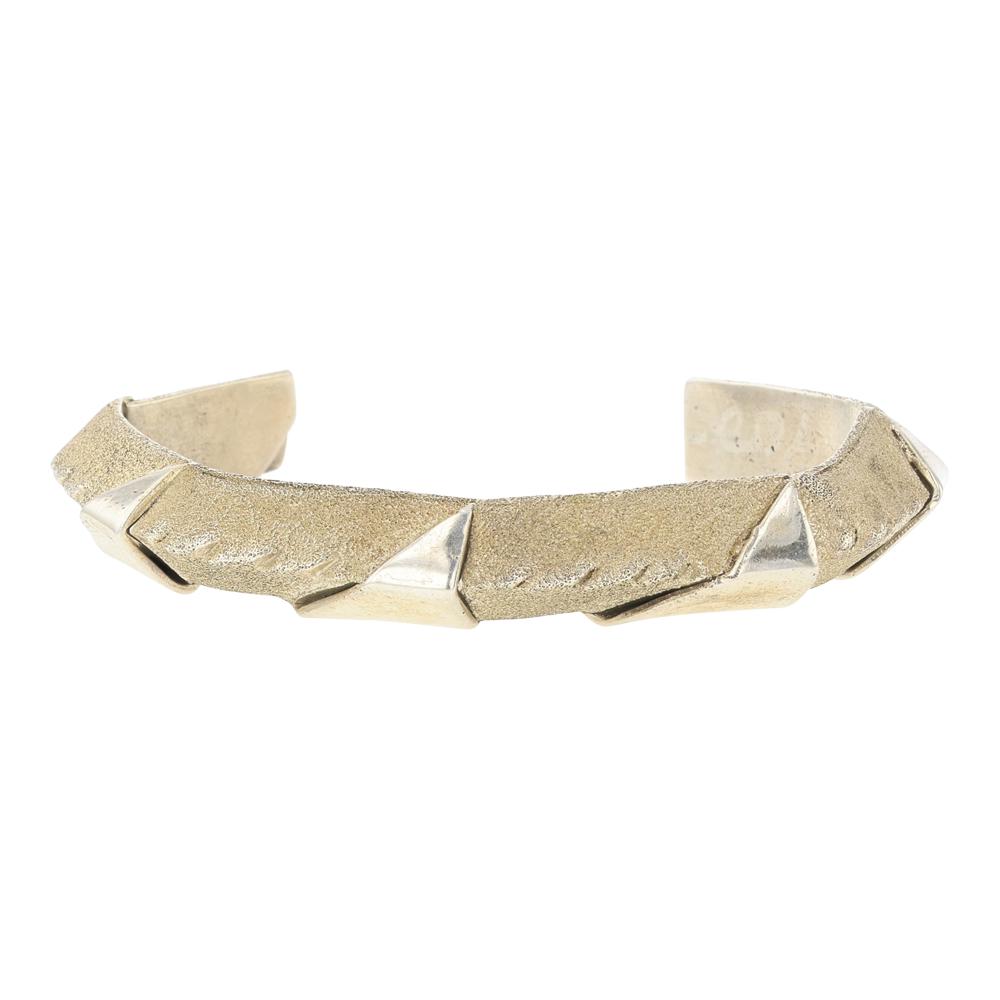 Dakota Willie Navajo Plain Silver Triangle Wire Contemporary Cuff Bracelet (1 of 4)