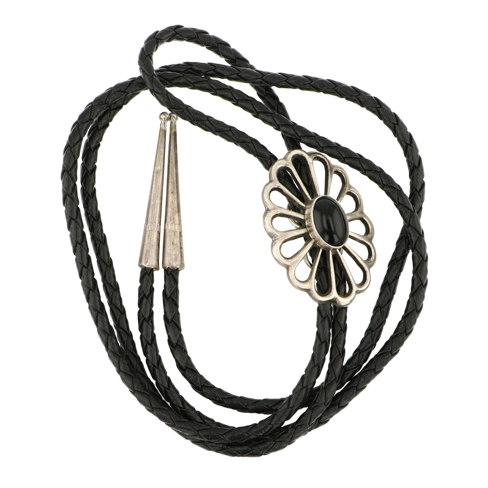 Vintage Navajo Black Onyx Sandcast Bolo Tie (1 of 3)