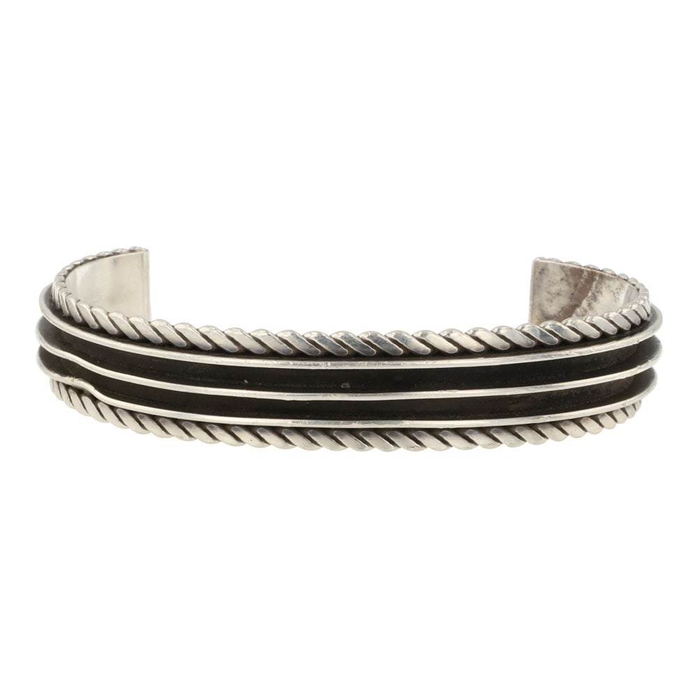 Navajo Plain Silver Tom Hawk Cuff Bracelet (1 of 4)