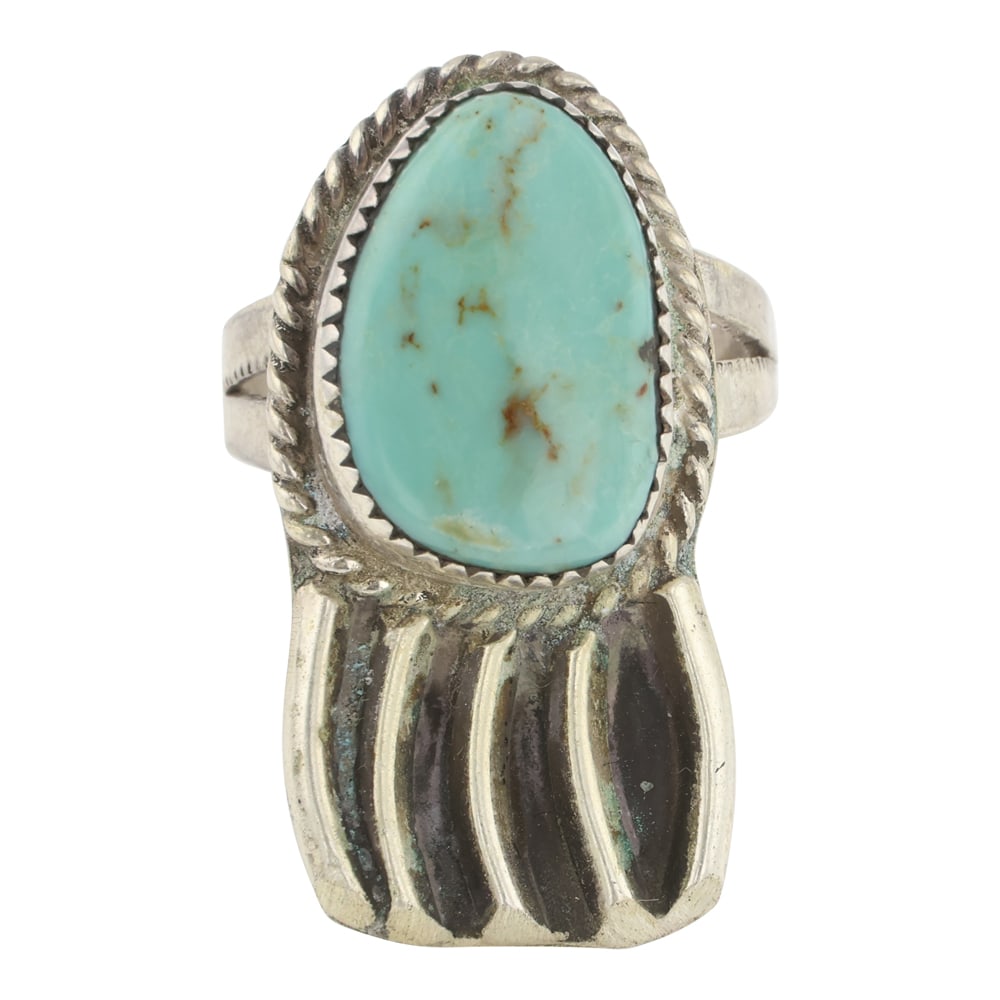 Navajo Compitos Turquoise Bear Paw: Sterling Silver | Genuine Compitos Turquoise | Navajo Compitos Turquoise Bear Paw | Navajo Native American Southwest Indian Jewelry | Good (no breaks or damages) | Approximate Weight: 7 Grams | Ring: 