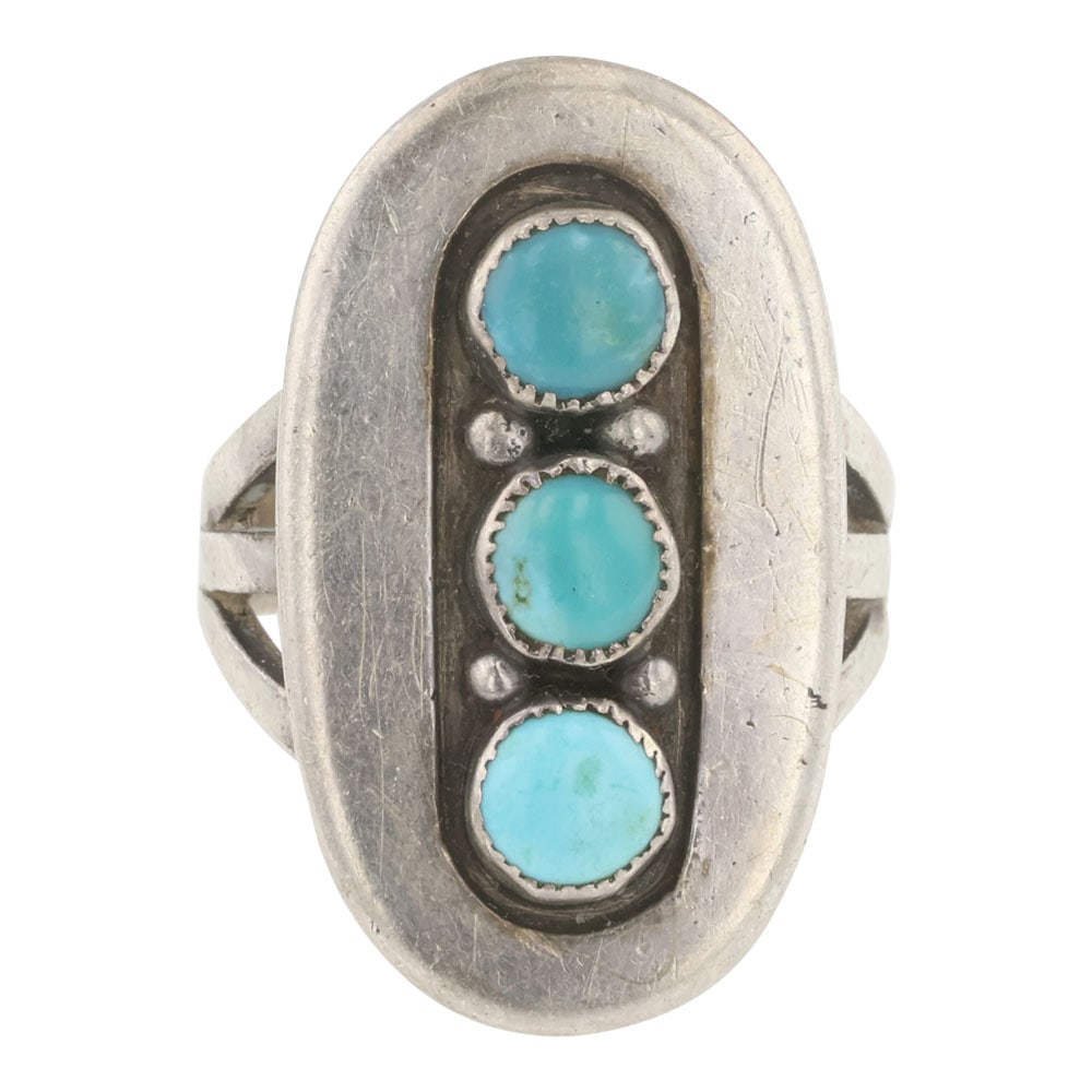 Vintage Navajo Kingman Turquoise Ring: Sterling Silver | Genuine Kingman Turquoise | Vintage Navajo Kingman Turquoise Ring | Navajo Native American Southwest Indian Jewelry | Good (no breaks or damages) | Approximate Weight: 6 Grams | Ring