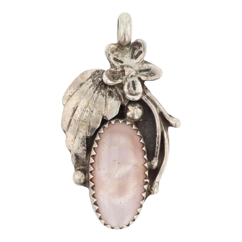 Vintage Navajo Pink Mussel Shell pendant (1 of 2)