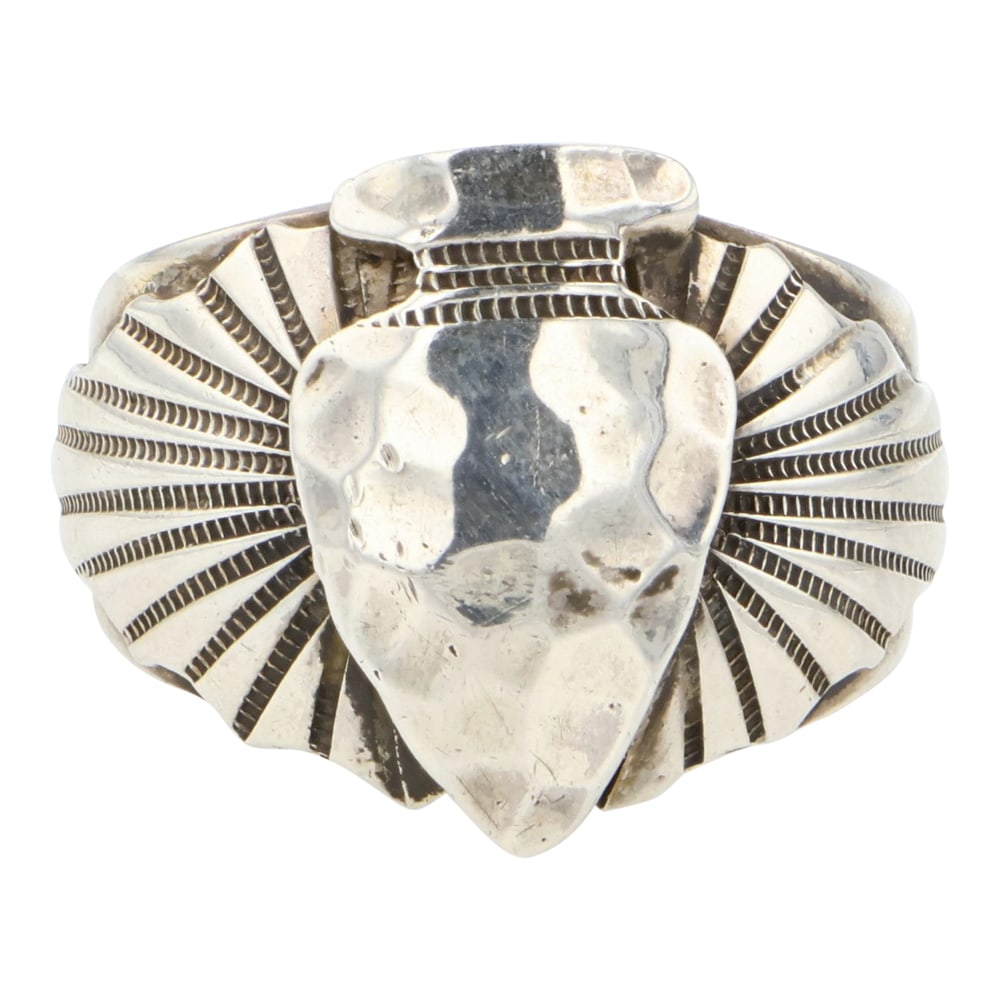 Navajo Plain Silver Arrowhead Ring (1 of 3)
