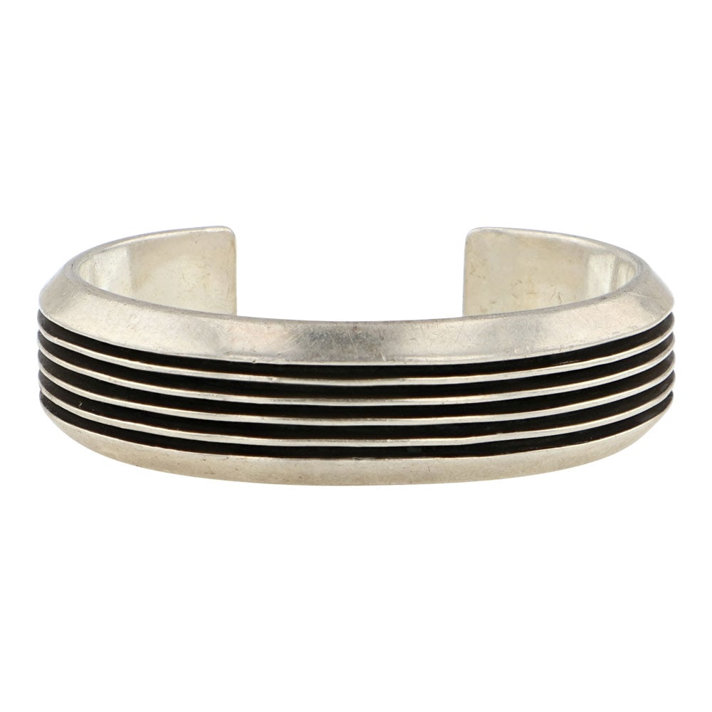 Vintage Larry Begay Navajo Plain Silver Cuff Bracelet (1 of 3)