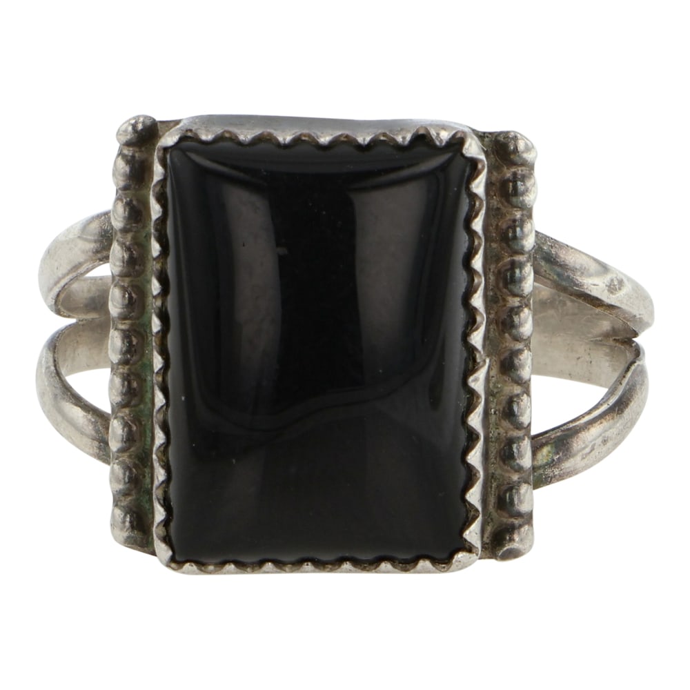 Vintage Navajo Black Onyx Ring (1 of 3)