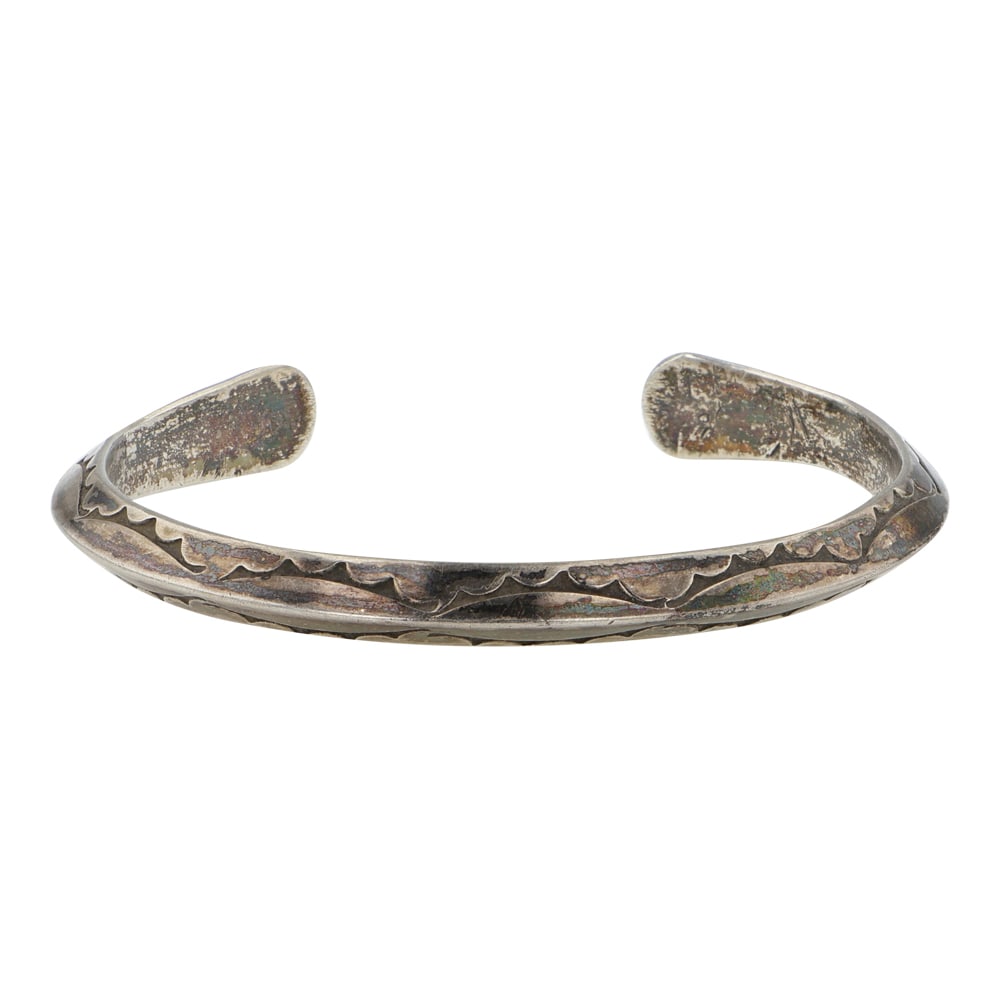 Vintage Navajo Plain Silver Stamp-Work Triangle Wire Bracelet (1 of 4)