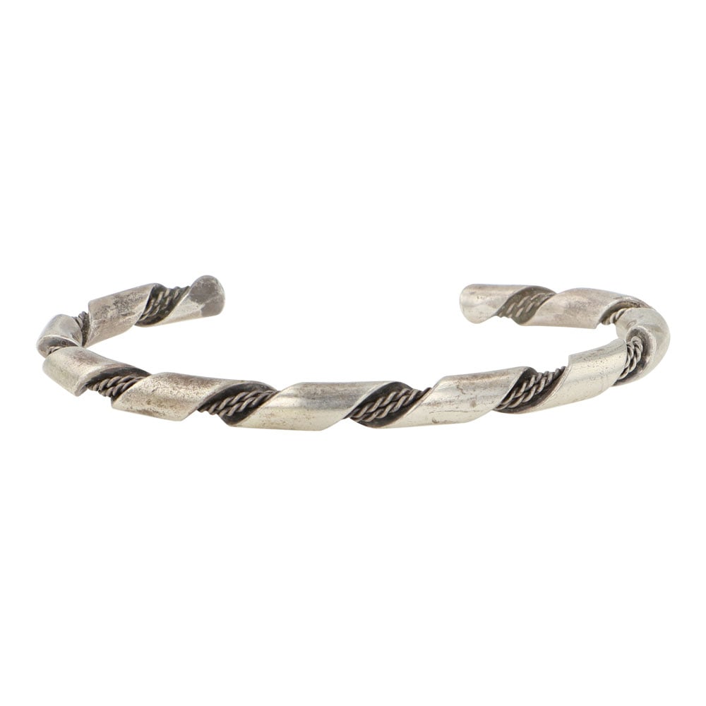 Vintage Navajo Plain Silver Bracelet (1 of 3)