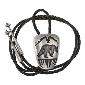Vintage Hopi Plain Silver Bear Bolo Tie