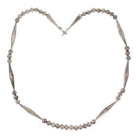 Navajo Plain Silver Bench & Tube Beads Necklace