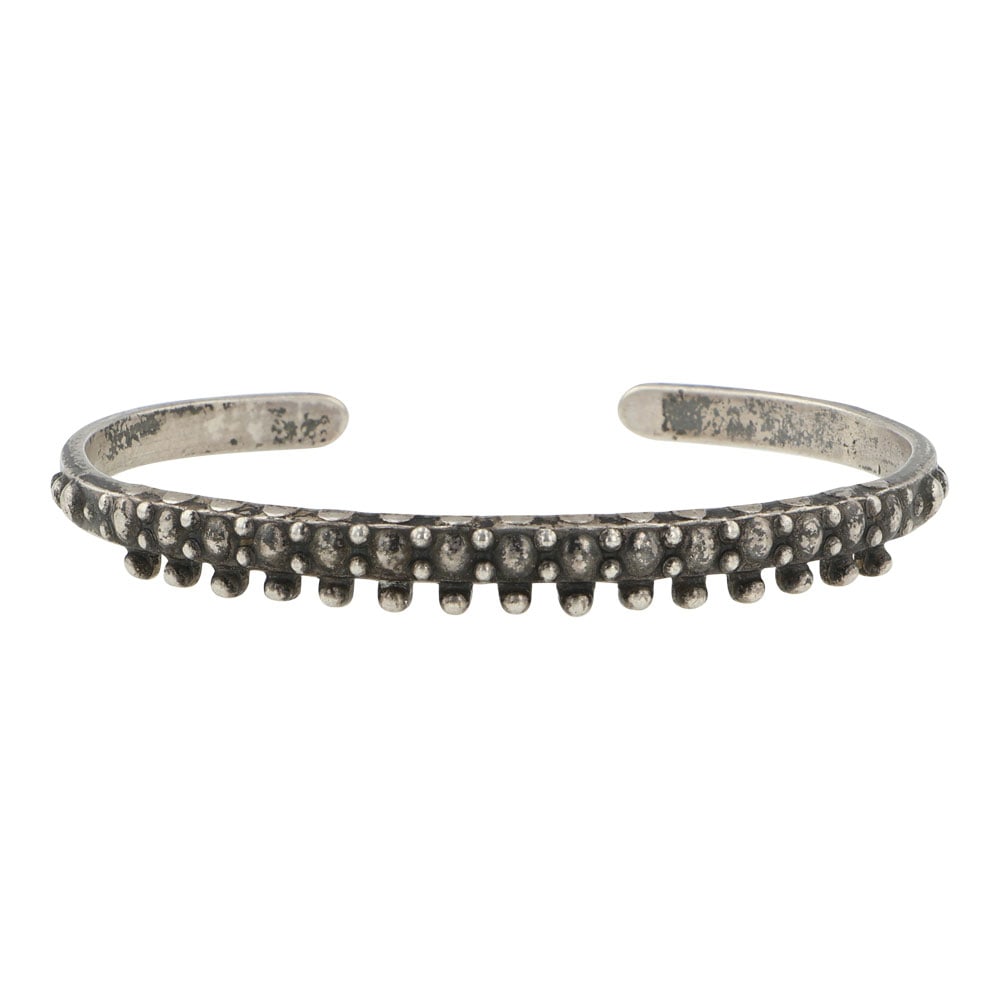 Vintage Navajo Plain Silver Cuff Bracelet: Sterling Silver | | Vintage Navajo Plain Silver Cuff Bracelet | Navajo Native American Southwest Indian Jewelry | Good (no breaks or damages) | Approximate Weight: 11 Grams | Bracelet: 5.5" inner, .5"
