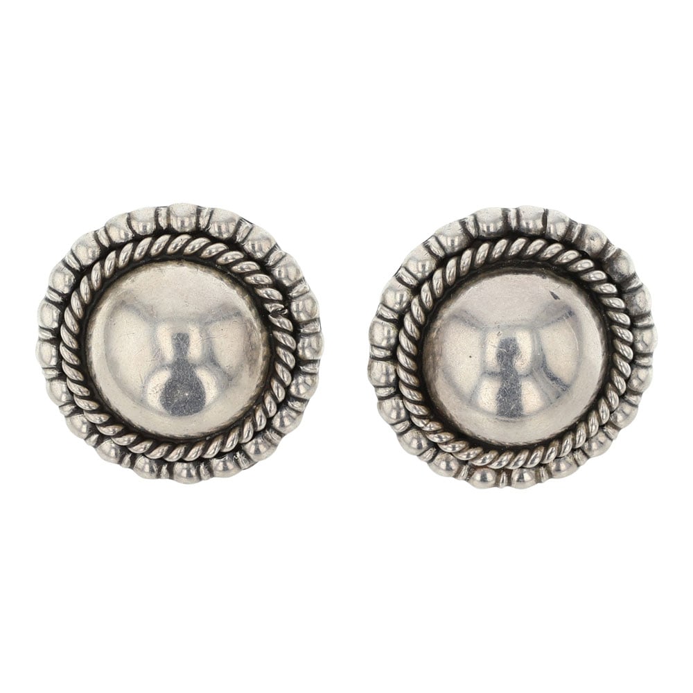 Vintage Navajo Plain Silver Clip-on Earrings (1 of 2)