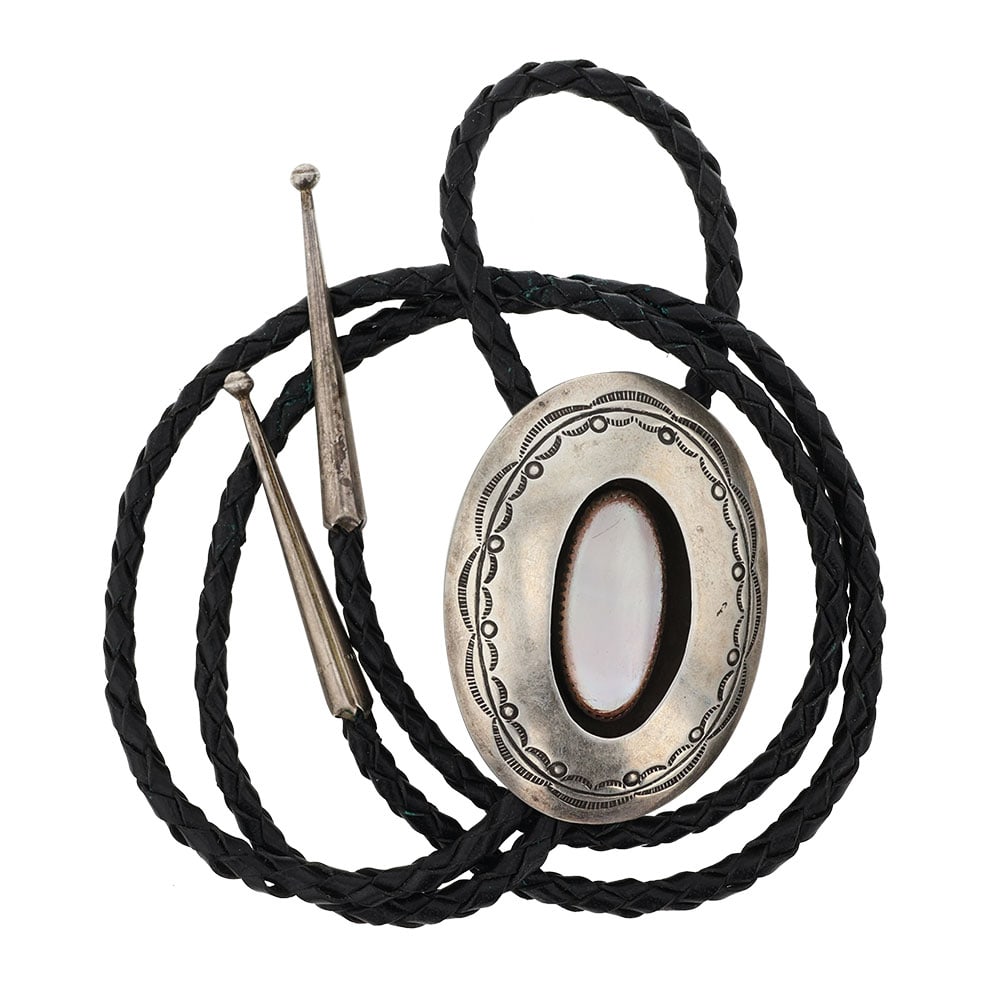Vintage Navajo Pink Mussel Shell Shadowbox Bolo Tie (1 of 3)
