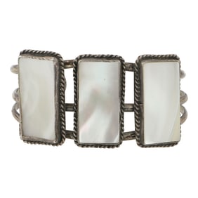 Vintage Navajo Mother of Pearl Bracelet