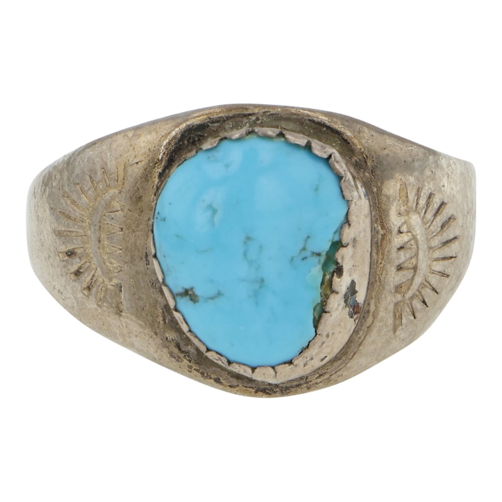 Vintage Navajo Kingman Turquoise Ring (1 of 3)