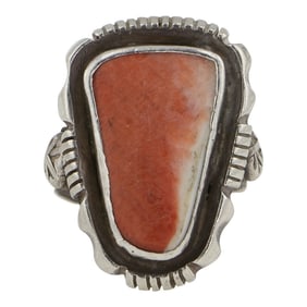 Vintage Navajo Spiny Oyster Ring