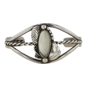 Vintage Navajo Mother of Pearl Cuff Bracelet