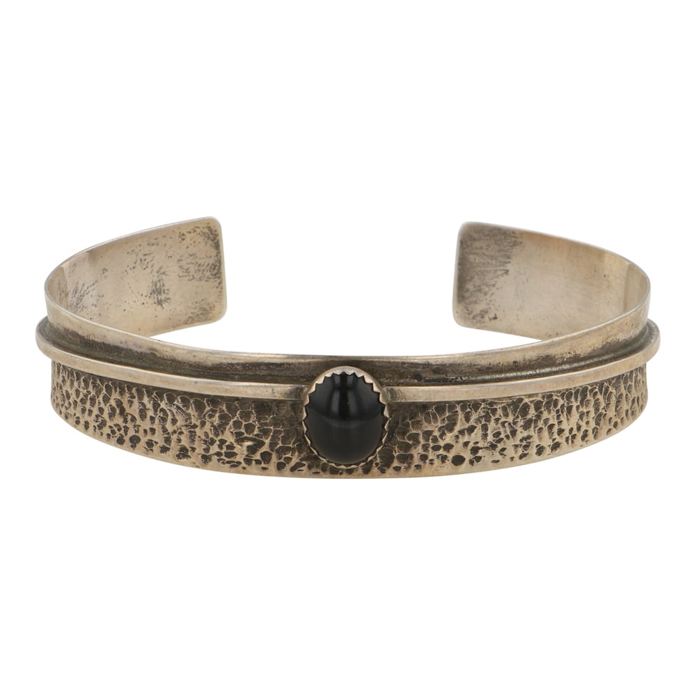 Navajo Black Onyx Cuff Bracelet: Sterling Silver | Black Onyx | Navajo Black Onyx Cuff Bracelet | Navajo Native American Southwest Indian Jewelry | Good (no breaks or damages) | Approximate Weight: 14 Grams | Bracelet: 6" inner, 1" g