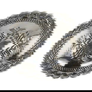 Navajo Plain Silver Stamp-Work Belt Buckle: Sterling Silver | | Navajo Plain Silver Stamp-Work Belt Buckle | Navajo Native American Southwest Indian Jewelry | Good (no breaks or damages) | Approximate Weight: 46 Grams | Buckle: 3" x 2.5" |