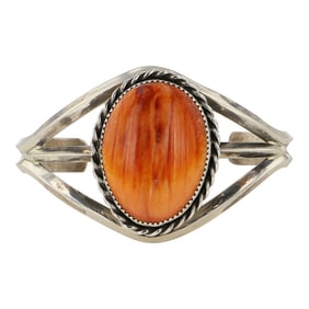 Elroy & Bernadine Chavez Spiny Oyster Bracelet