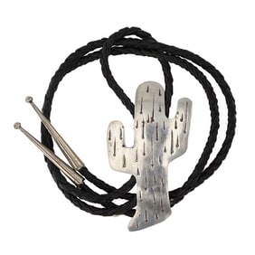 Vintage Navajo Plain Silver Cactus Bolo Tie