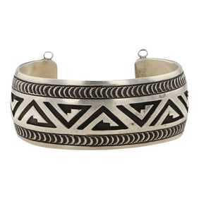 Navajo Plain Silver Stamp Work Cuff Bracelet