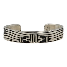 Kari Begay Award Winning Navajo Artist Cuff bracelet