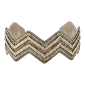 Ray Raynard Scott Award Winning Navajo Artist Contemporary Silver Cuff Bracelet
