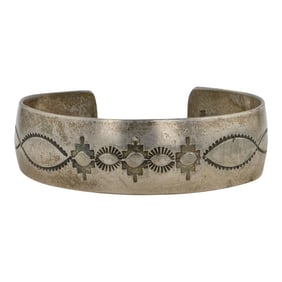 Vintage Navajo Plain Silver Stamp Work Cuff Bracelet