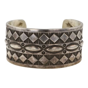 Elvira Bill Navajo Heavy Deep Stamp Large Cuff Bracelet