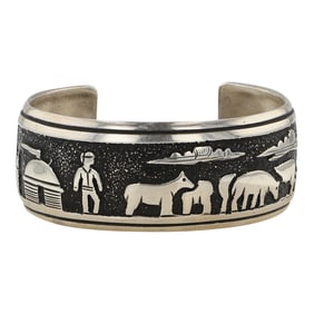 Thomas (Tommy ) Singer 1940-2014 Renowned Artist Plain Silver Story Teller Cuff Bracelet