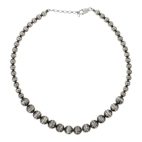 Navajo Oxidized Bench Beads Graduated Necklace