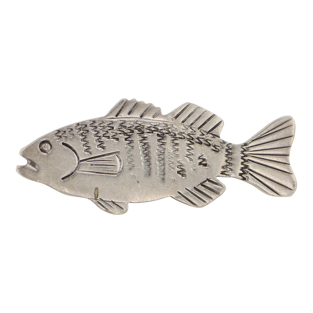 Navajo Plain Sterling Silver Fish Pin (1 of 2)