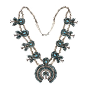 Vintage Zuni Sleeping Beauty Turquoise Needlepoint Squash Blossom Necklace