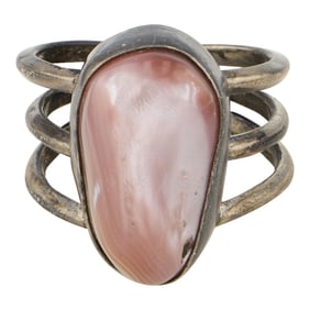 Navajo Pink Mussel Shell Ring