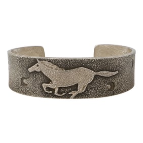 Darrel Dean Begay Award Winning Navajo Artist Running Horse Tufa Cast Cuff Bracelet