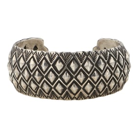 Tol-pi-yiné Simbola Award Winning Picuris Pueblo Artist Dragon Skin Cuff Bracelet