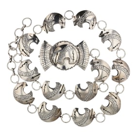 Navajo Intricate Plain Silver Bear Link Concho Belt