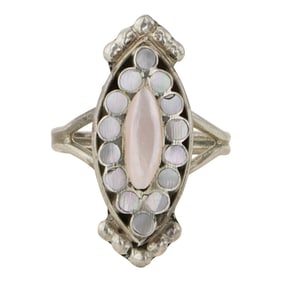 Vintage Zuni Mother of Pearl Ring
