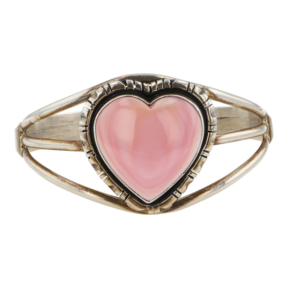 Navajo Pink Conch Heart Bracelelt: Sterling Silver | Genuine Pink Conch | Navajo Pink Conch Heart Bracelelt | Navajo Native American Southwest Indian Jewelry | Good (no breaks or damages) | Approximate Weight: 32 Grams | Bracelet: 6" i