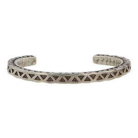 Vincint Madrid Navajo Detailed Stamp-Work Square Wire Bracelet