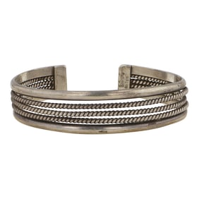 Tahe Navajo Twisted Wires Bracelet
