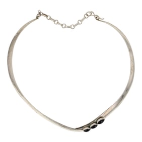 Vintage Navajo Black Onyx Choker Necklace