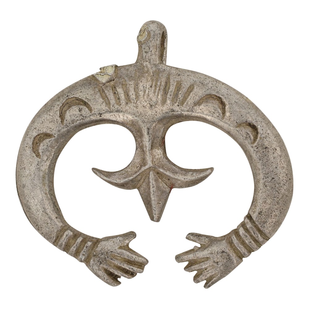 Vintage Navajo Sandcast Pendant: Sterling Silver | | Vintage Navajo Sandcast Pendant | Navajo Native American Southwest Indian Jewelry | Good (no breaks or damages) | Approximate Weight: 5 Grams | Pendant: 1" x 1" |