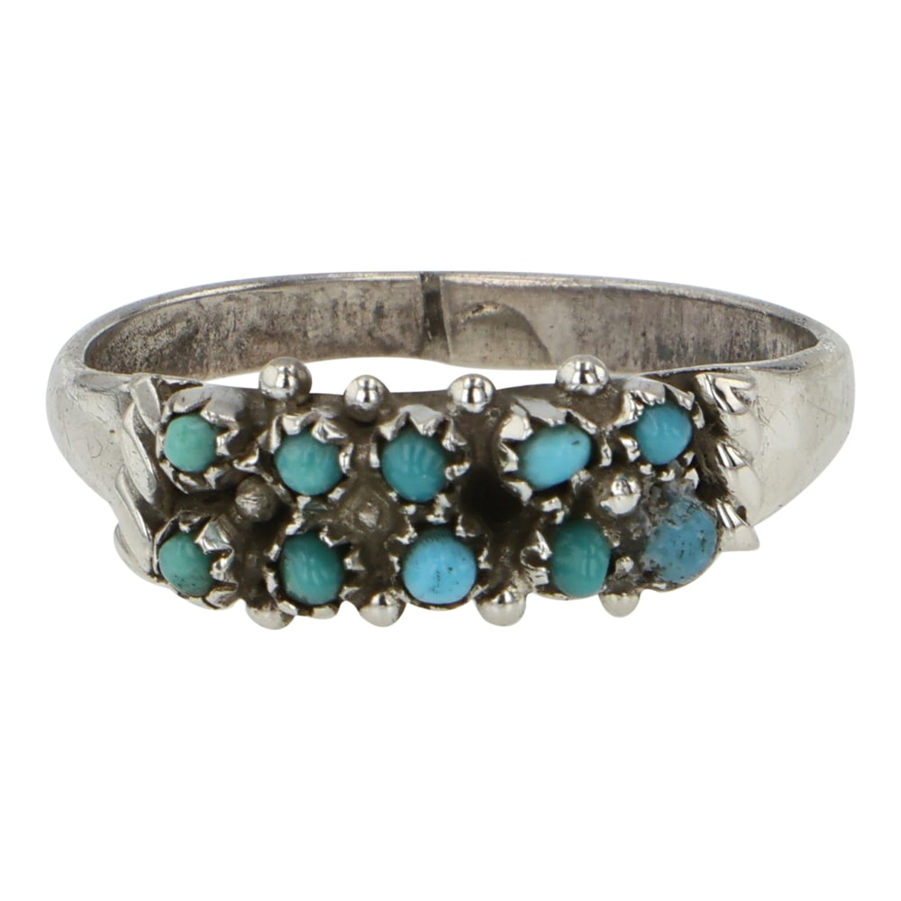 Vintage Zuni Turquoise Petit Point Ring (1 of 3)