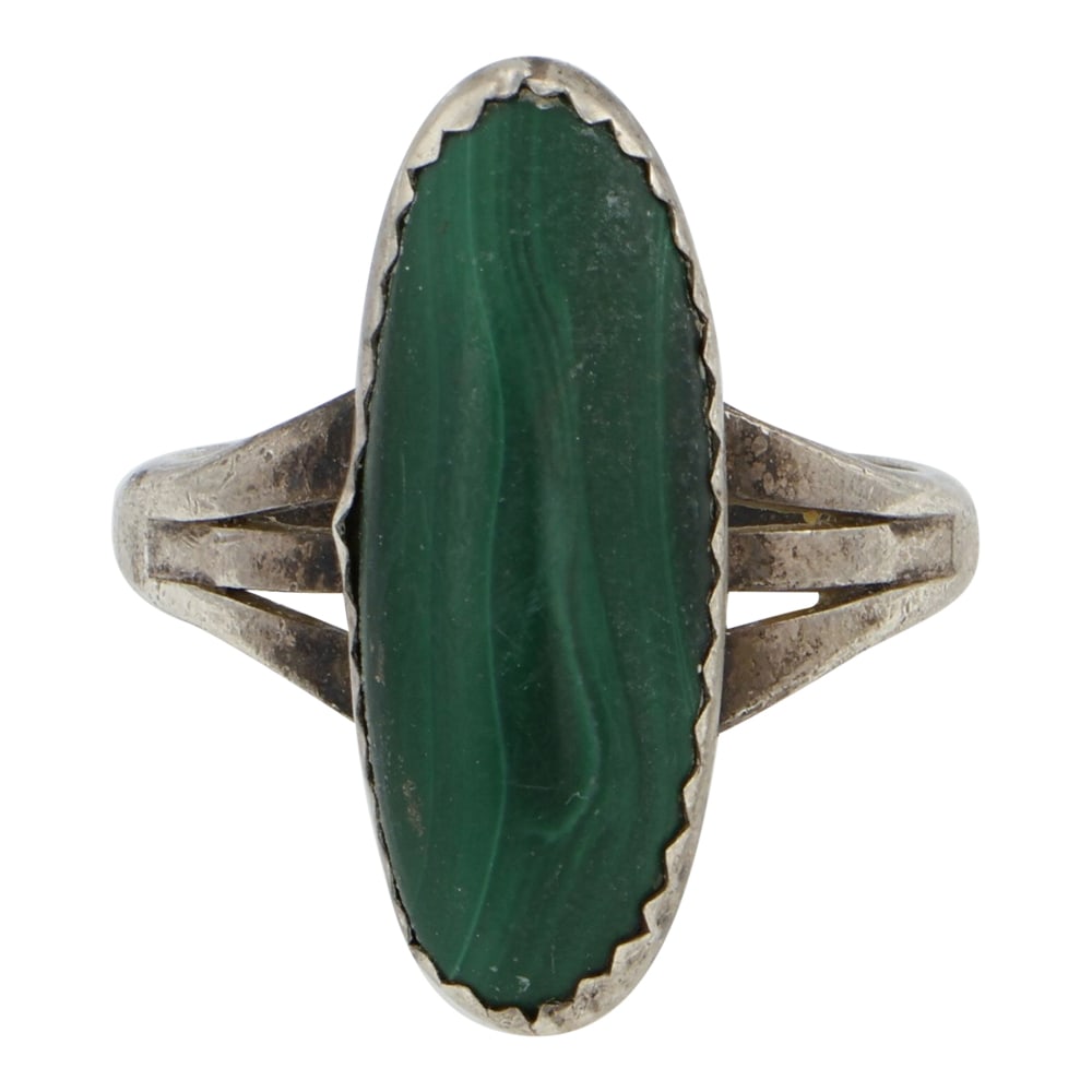 Vintage Navajo Malachite Ring: Sterling Silver | Genuine Malachite | Vintage Navajo Malachite Ring | Navajo Native American Southwest Indian Jewelry | Good (no breaks or damages) | Approximate Weight: 4 Grams | Ring: 7 size, 1" x .