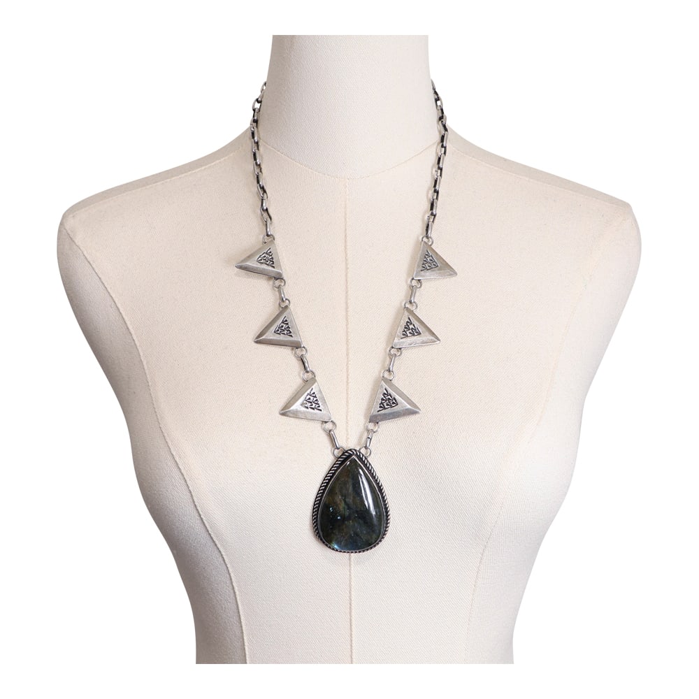 Dakotah Willie Navajo Boulder Opal Necklace (1 of 4)