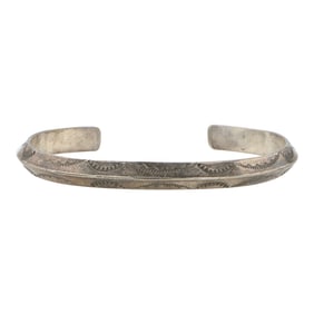 Vintage Navajo Stamp Work Triangle Wire bracelet