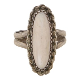 Vintage Navajo Pink Shell Ring